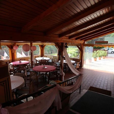 Fenyves Fogado Hotel Szurdokpuspoki Luaran gambar