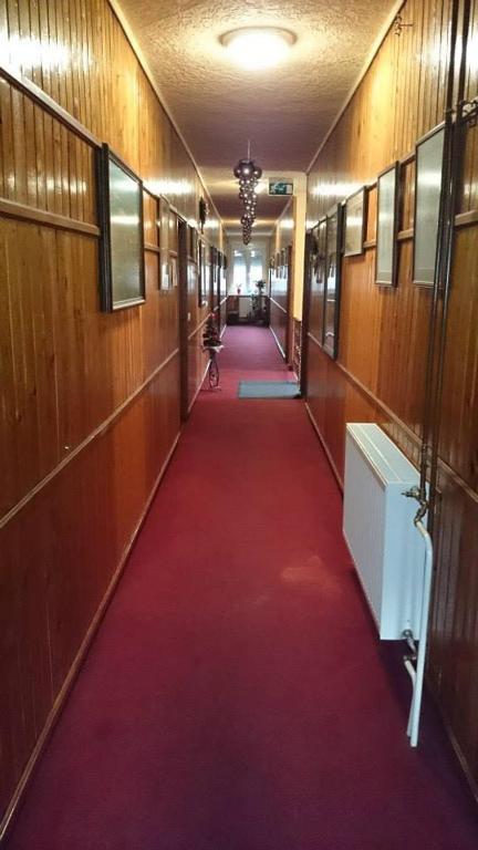 Fenyves Fogado Hotel Szurdokpuspoki Bilik gambar